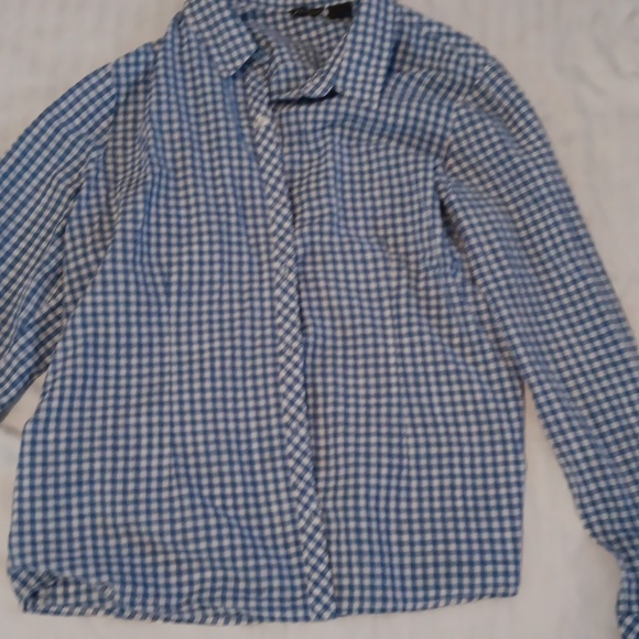Long sleeve button down shirt - Picture 1 of 3